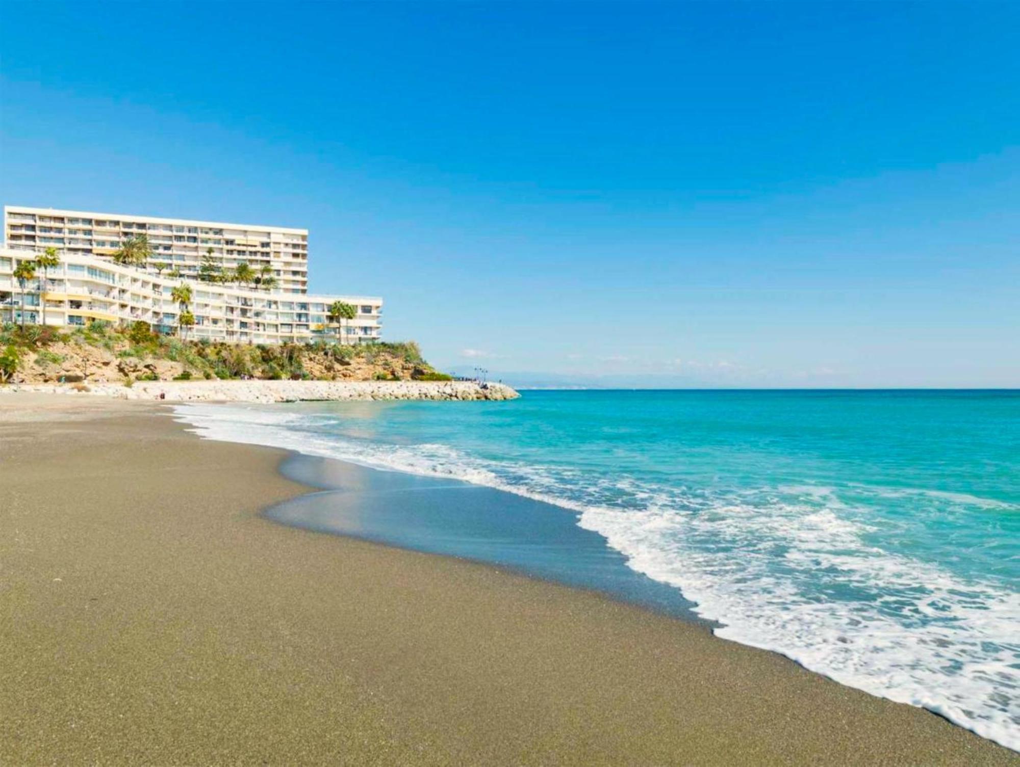 Santa Clara Modern & Exclusive Seafront Apartment Torremolinos Dış mekan fotoğraf