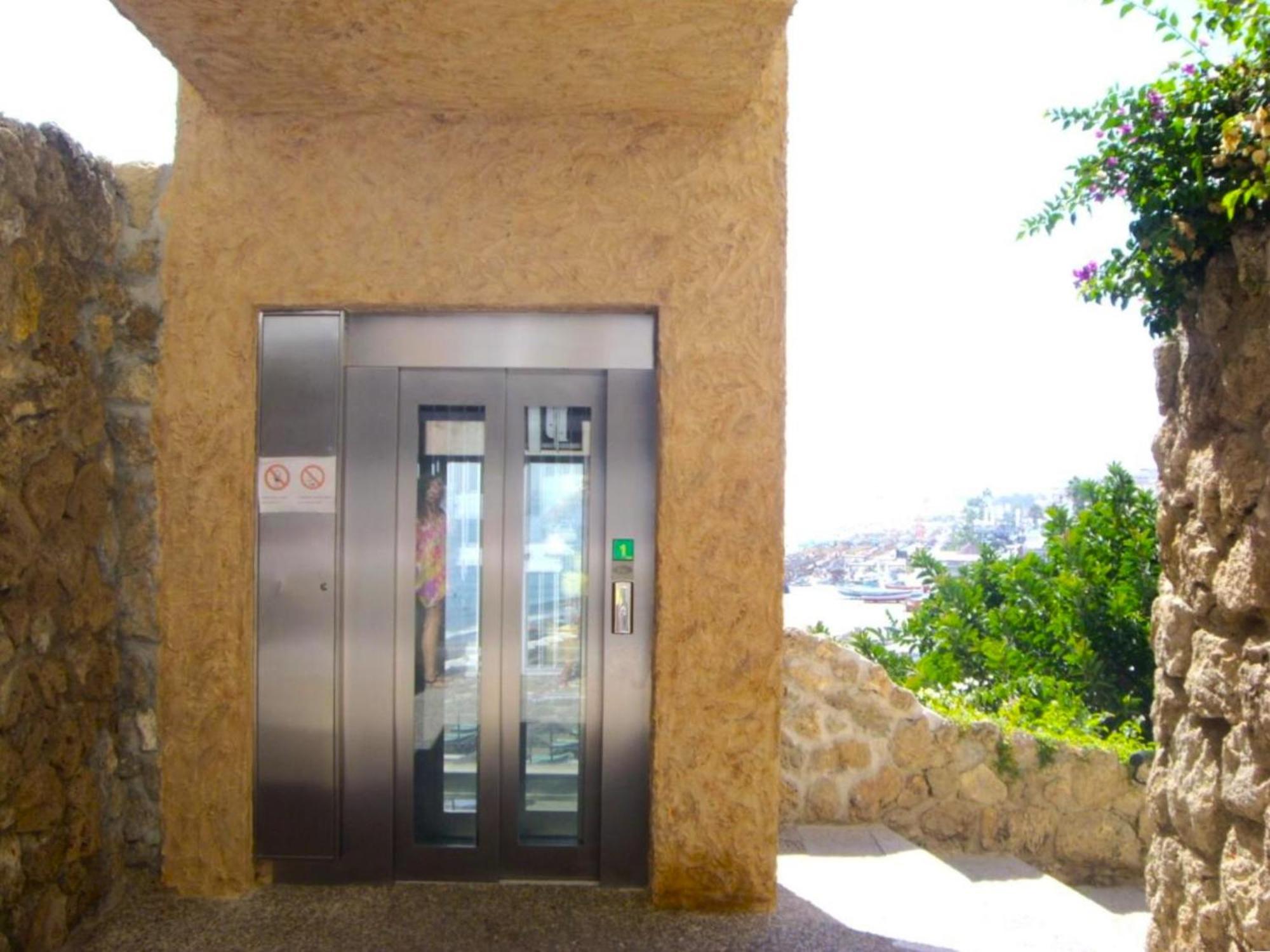 Santa Clara Modern & Exclusive Seafront Apartment Torremolinos Dış mekan fotoğraf